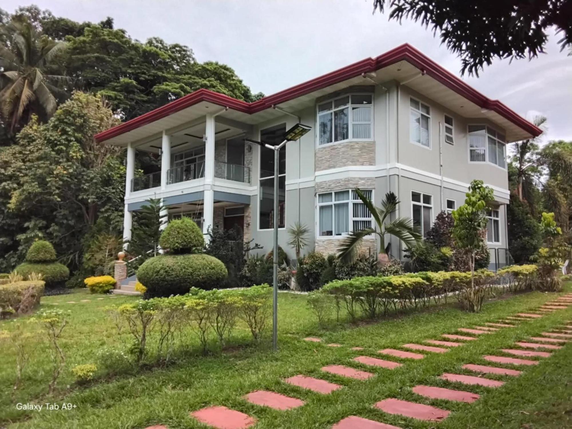 ממבג'או Camiguin Lanzones Resort מראה חיצוני תמונה